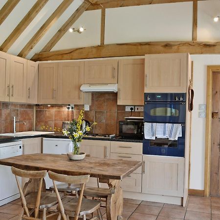 The Old Packhouse Villa Steyning Bagian luar foto